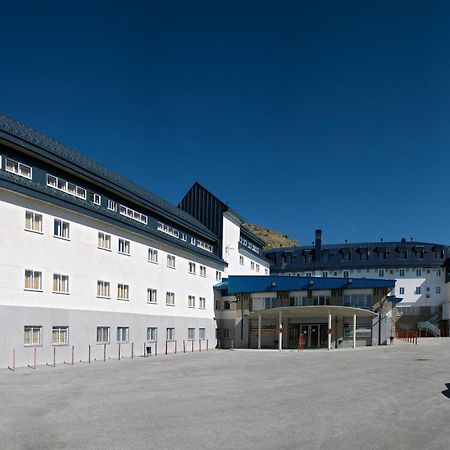 Albergue Inturjoven Sierra Nevada Exteriör bild