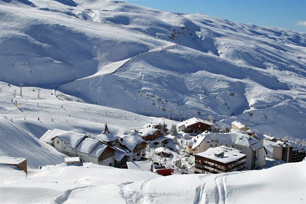Albergue Inturjoven Sierra Nevada Exteriör bild